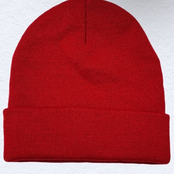 NWT Jeffree Star exclusive beanie Red with embroidered hearts collectors item - Picture 3 of 7